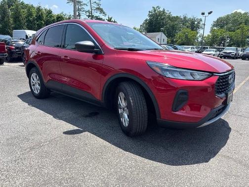 RAPID RED MET TINTED CC 2023 Ford Escape ACTIVE