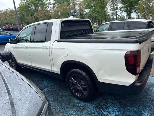 White Diamond Pearl 2019 Honda Ridgeline SPORT