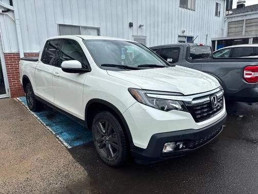 White Diamond Pearl 2019 Honda Ridgeline SPORT