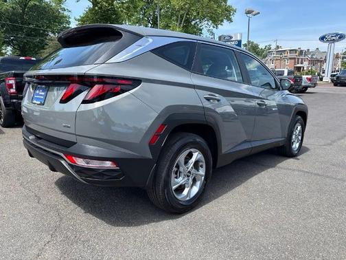 Gray 2024 Hyundai TUCSON SE