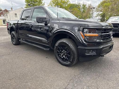 AGATE BLACK METALLIC 2024 Ford F-150 XLT