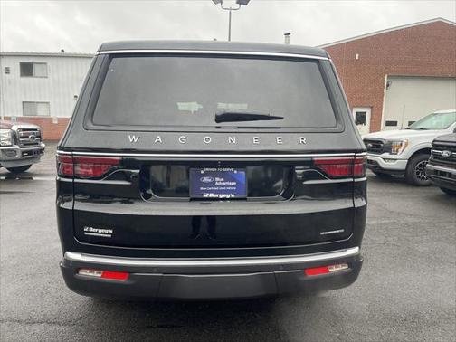 2022 Jeep Wagoneer Series III 4x4