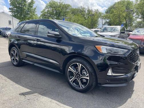 2022 Ford Edge ST