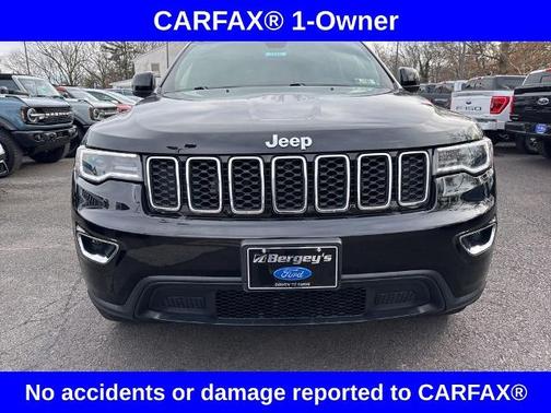 2022 Jeep Grand Cherokee LAREDO