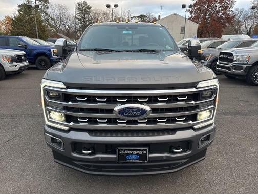2023 Ford F-350 PLATINUM