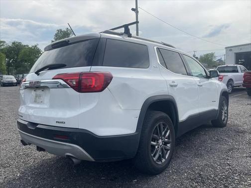 2017 GMC Acadia SLT-1