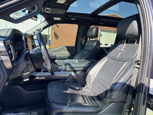 2022 Ford F-150 PLATINUM