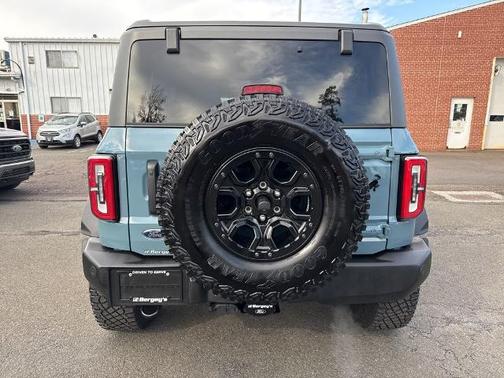 2023 Ford Bronco WILDTRAK