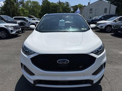 2022 Ford Edge ST
