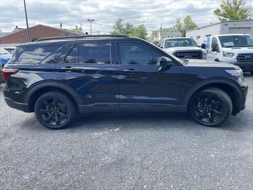 2023 Ford Explorer ST-Line