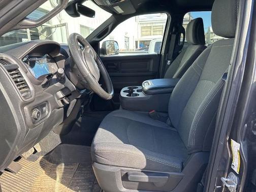 2022 RAM 2500 TRADESMAN