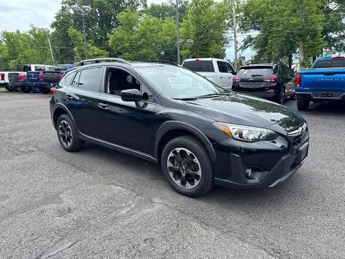Crystal Black Silica 2023 Subaru Crosstrek PREMIUM