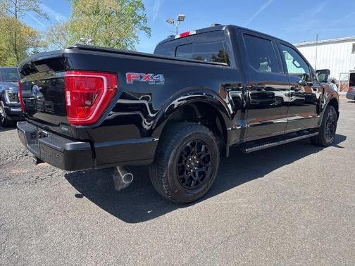 AGATE BLACK METALLIC 2023 Ford F-150 XLT