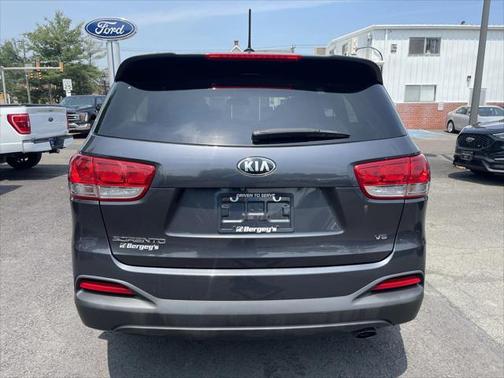 2018 Kia Sorento LX
