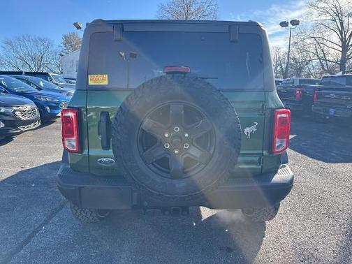 2024 Ford Bronco BLACK DIAMOND