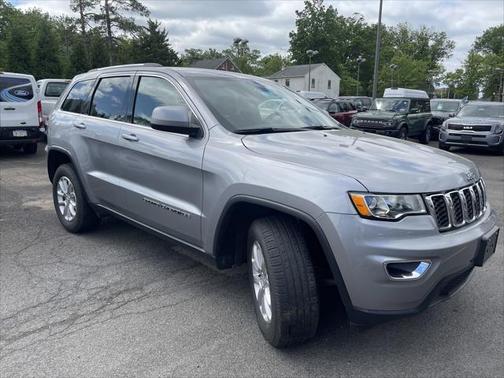 2021 Jeep Grand Cherokee Laredo