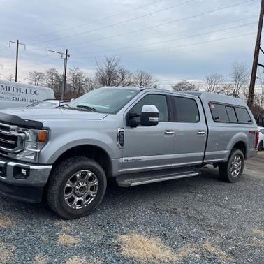 2022 Ford F-350 LARIAT SUPER DUTY