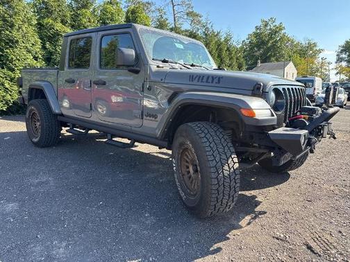 2021 Jeep Gladiator SPORT