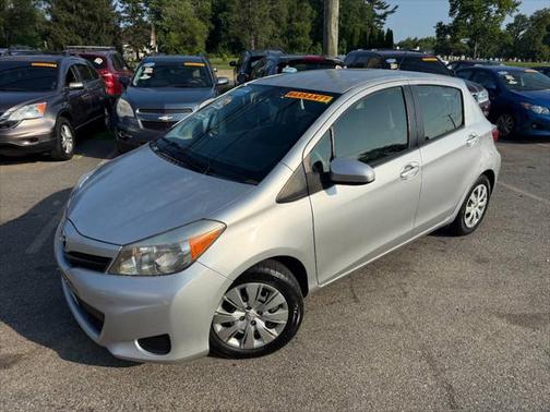 2014 Toyota Yaris LE