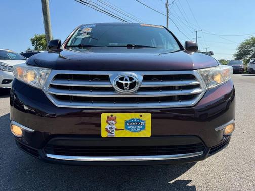 Sizzling Crimson Mica 2013 Toyota Highlander SE