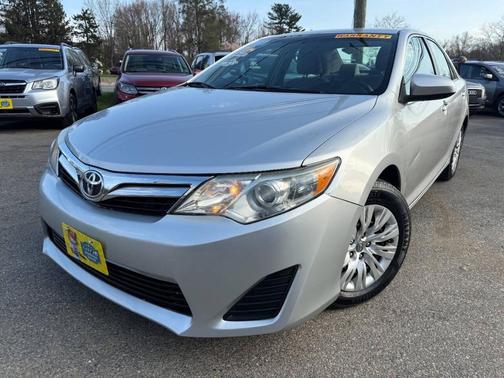 Classic Silver Metallic 2013 Toyota Camry LE