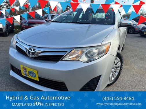 Classic Silver Metallic 2013 Toyota Camry LE