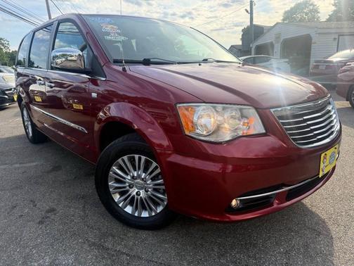 Deep Cherry Red Crystal Pearlcoat 2014 Chrysler Town & Country Touring-L