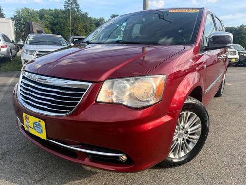 Deep Cherry Red Crystal Pearlcoat 2014 Chrysler Town & Country Touring-L