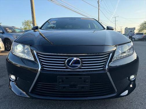 2014 Lexus ES 300h Base