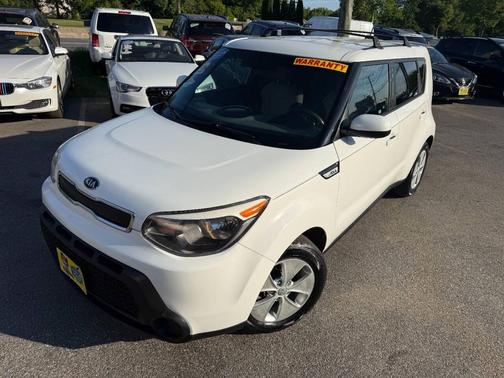 Clear White 2015 Kia Soul Base