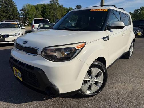 Clear White 2015 Kia Soul Base