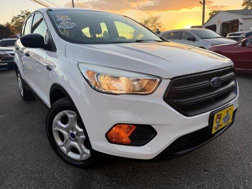 2017 Ford Escape S