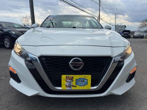 Glacier White 2019 Nissan Altima 2.5 S