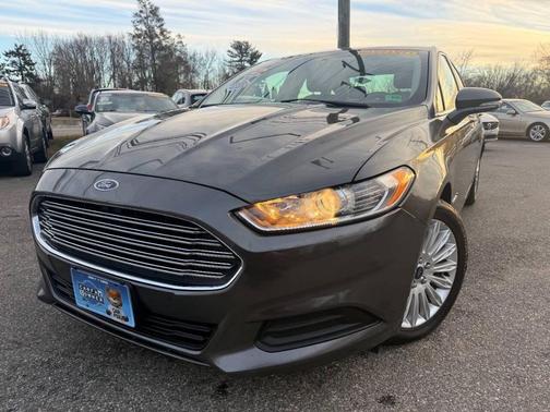 2015 Ford Fusion Hybrid SE