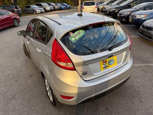 2012 Ford Fiesta SE