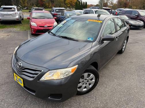 2010 Toyota Camry LE