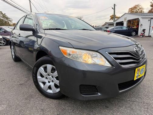 2010 Toyota Camry LE