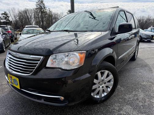2015 Chrysler Town & Country Touring