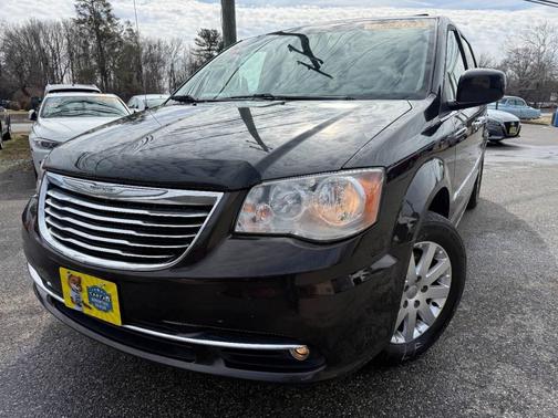 2015 Chrysler Town & Country Touring