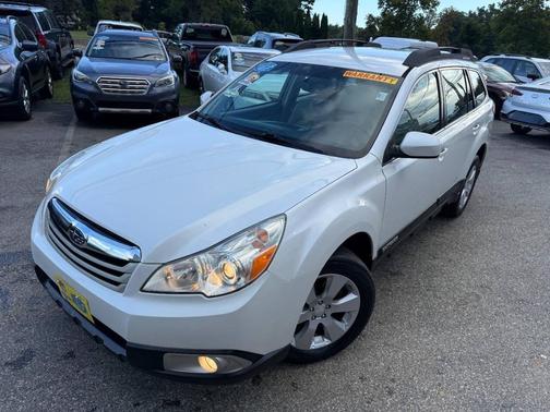 Satin White Pearl 2012 Subaru Outback 2.5i