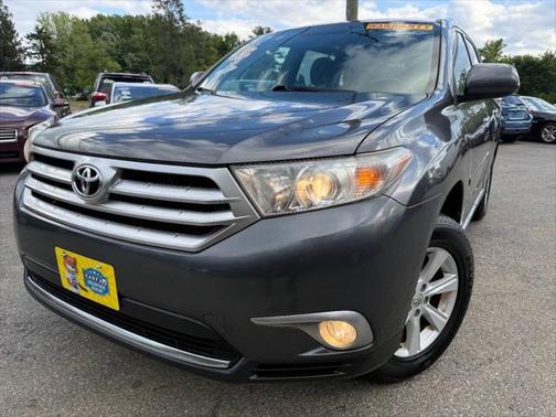 2012 Toyota Highlander SE