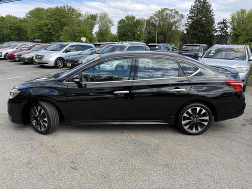 Super Black 2017 Nissan Sentra SR