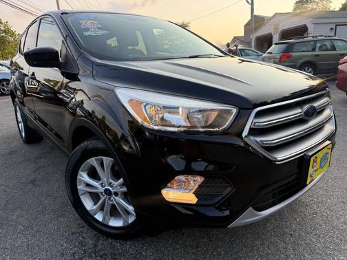 Shadow Black 2017 Ford Escape SE