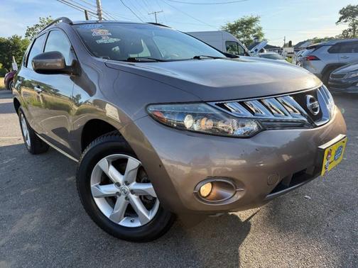 GOLD 2009 Nissan Murano SL