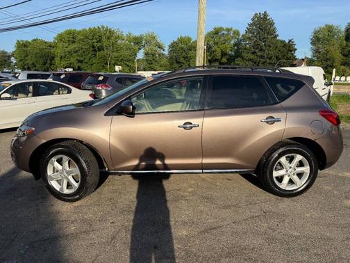 GOLD 2009 Nissan Murano SL