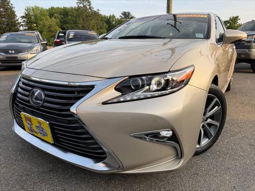 2017 Lexus ES 300h Base