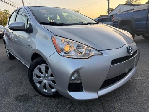 2013 Toyota Prius c Four