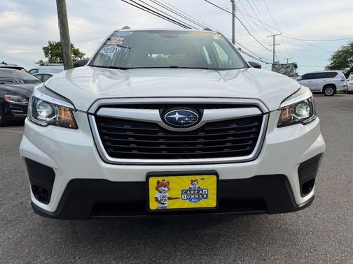 Crystal White Pearl 2020 Subaru Forester Base