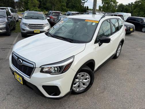 Crystal White Pearl 2020 Subaru Forester Base