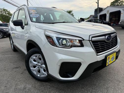 Crystal White Pearl 2020 Subaru Forester Base